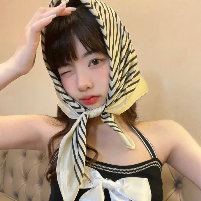 不识君